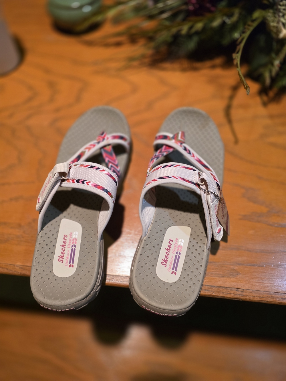 Skechers Women’s Light Gray and Pink Strap Comfort Sandals - Picture 4 of 5